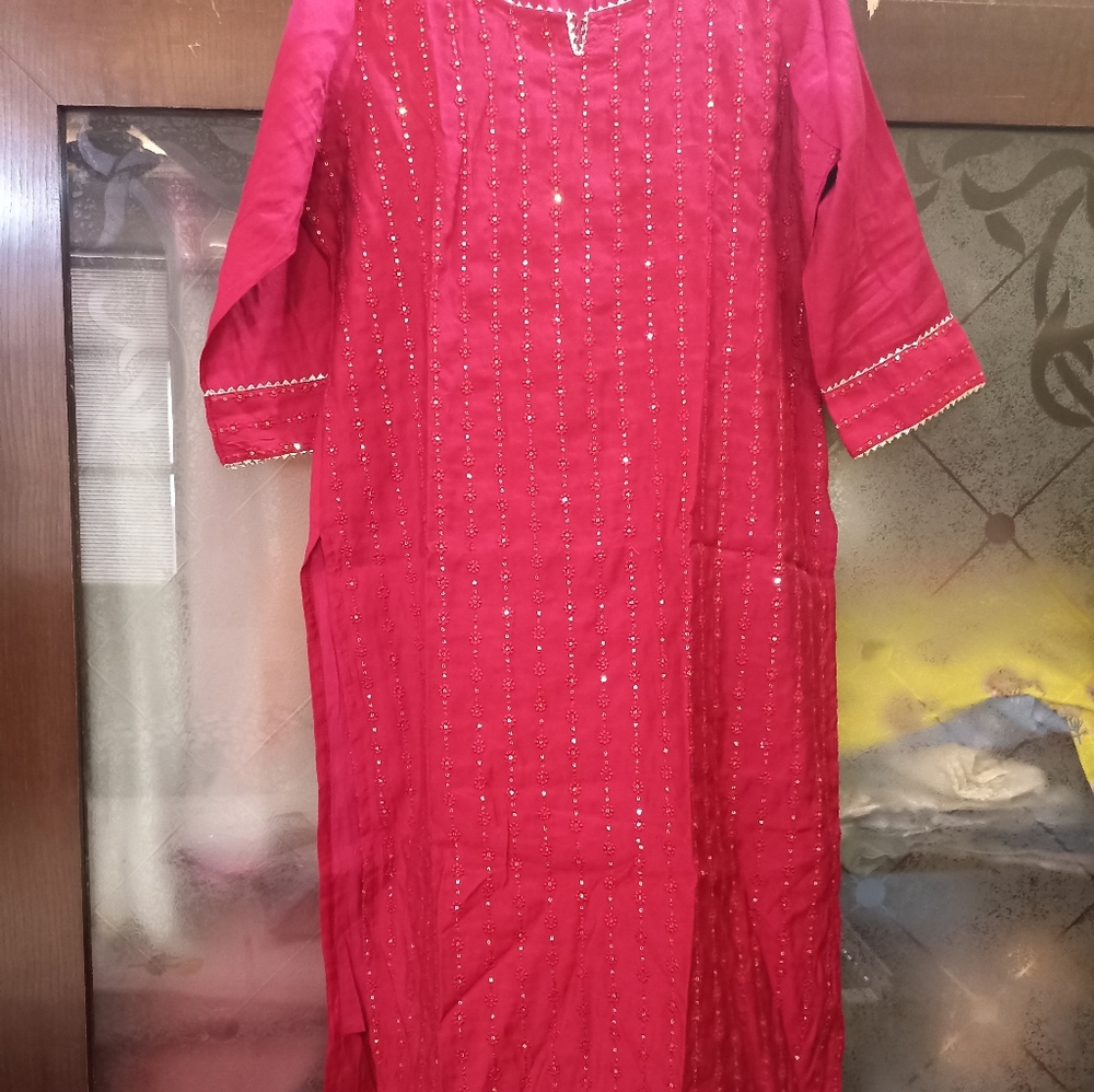 Designer embroidered muslin kurta dupatta bottom set (size xxl) - Picture 14 of 14